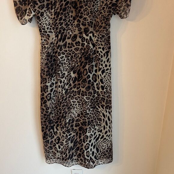 ASTR the label cheetah Animal Print ruched Midi short sleeve womens Dress M EUC - Picture 13 of 13